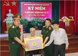 Thượng tướng Bế Xuân Trường, Thứ trưởng Bộ Quốc phòng thăm, tặng quà thương, bệnh binh nhân ngày 27.7
